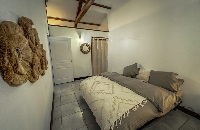 Maison d'habitation entièrement rénovée et relookée