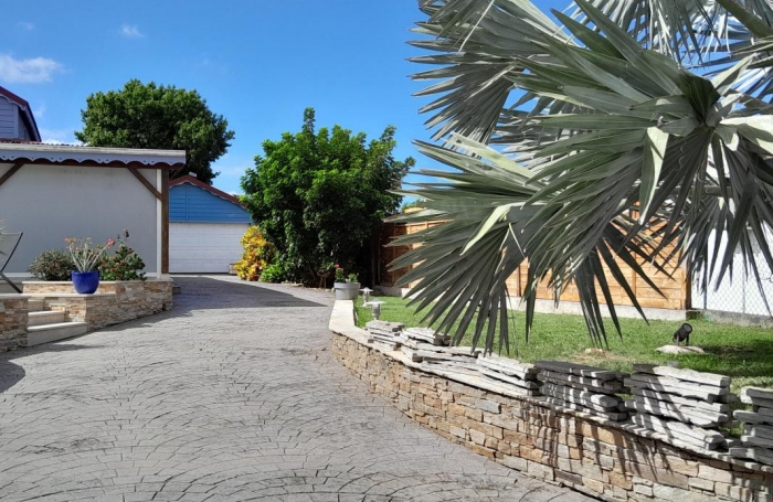 Vente Maison 89.32m&sup2; 4 pi&#232;ces Lamentin