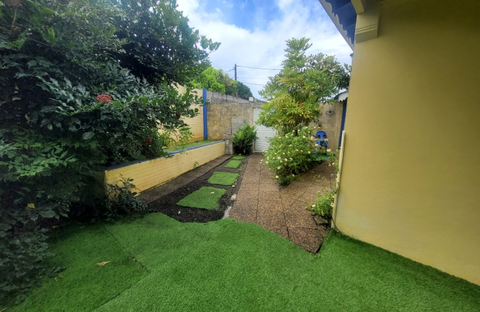 BELLE MAISON T4 AVEC PISCINE À BAIE-MAHAULT