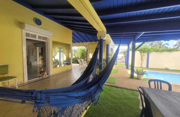 BELLE MAISON T4 AVEC PISCINE À BAIE-MAHAULT