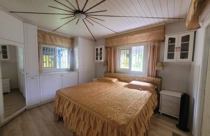 BELLE MAISON T4 AVEC PISCINE À BAIE-MAHAULT