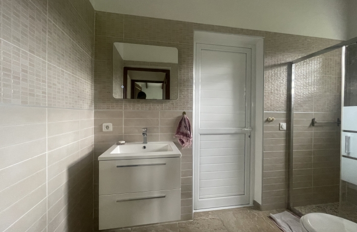 Maison de 5 pièces entièrement rénovée