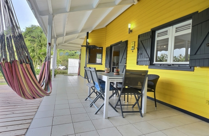 Villa de charme 5 pièces avec piscine à Gosier   Environnement soigné