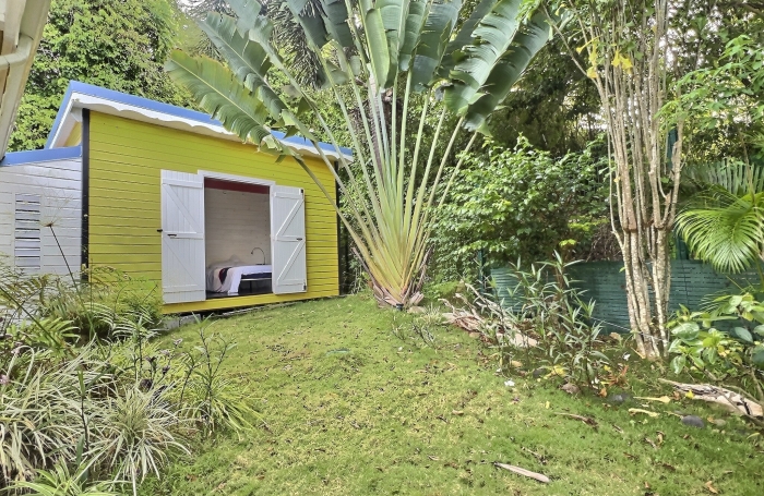 Villa de charme 5 pièces avec piscine à Gosier   Environnement soigné