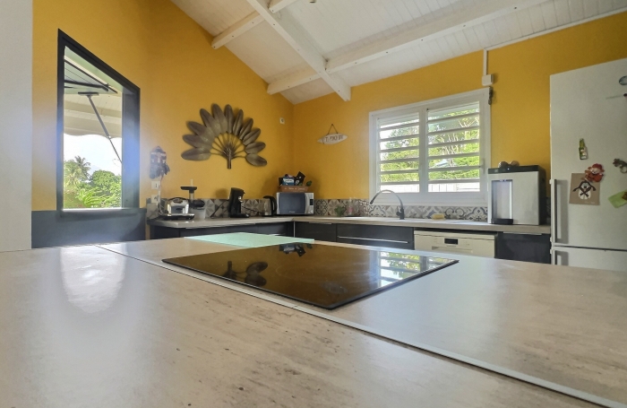 Villa de charme 5 pièces avec piscine à Gosier   Environnement soigné