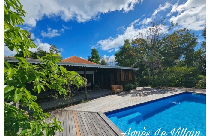 Vente Maison 86m&sup2; 4 pi&#232;ces Bouillante