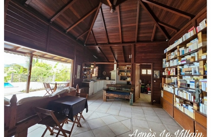 Vente Maison 86m&sup2; 4 pi&#232;ces Bouillante