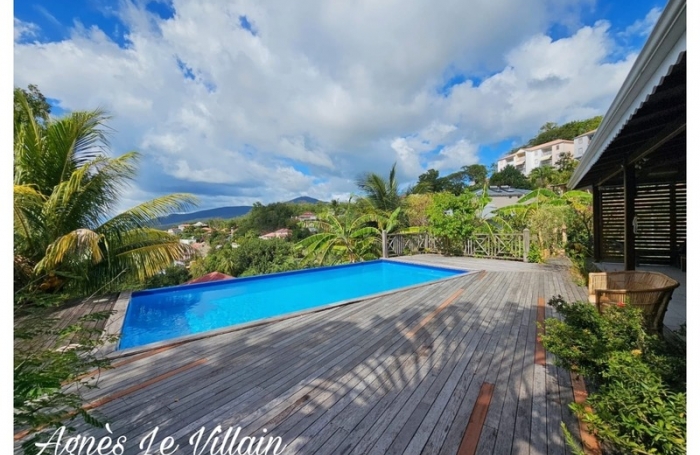 Vente Maison 86m&sup2; 4 pi&#232;ces Bouillante
