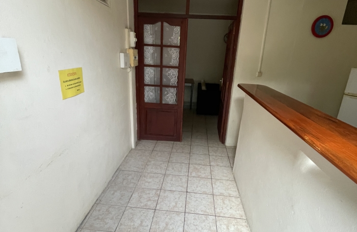 bas de villa T3 gosier pliane