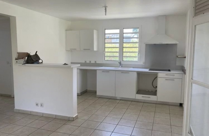 Vente Maison 85m&sup2; 4 pi&#232;ces Sainte Rose