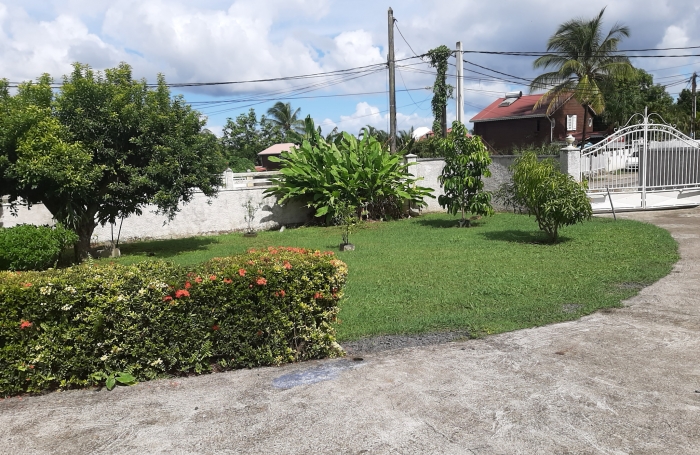 Belle Villa avec Piscine à Baie Mahault