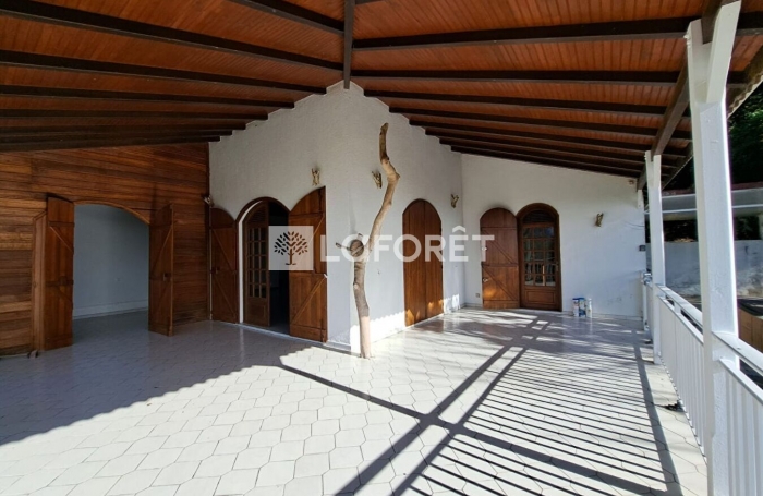 Vente Maison 208m² 6 pièces Gourbeyre