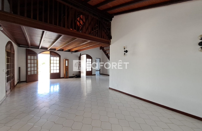 Vente Maison 208m² 6 pièces Gourbeyre