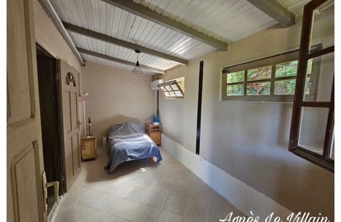 Vente Maison 142m&sup2; 6 pi&#232;ces Bouillante