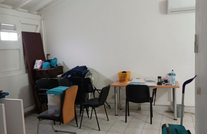 Vente Local commercial 56m&sup2; Saint François