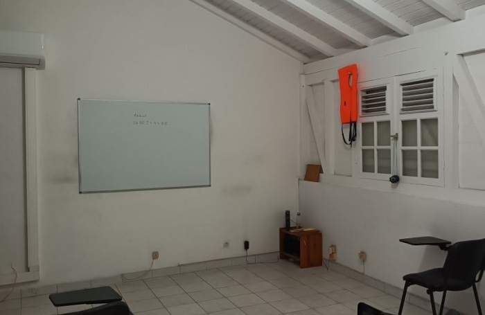 Vente Local commercial 56m&sup2; Saint François