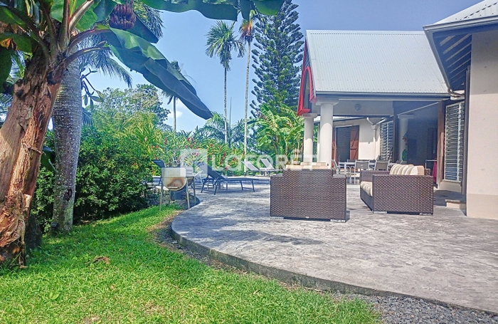 Vente Maison 232m² 9 pièces Lamentin
