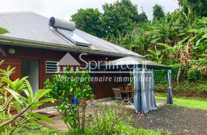 TROIS-RIVIERES, Villa T5 avec Jardin Arboré et Bassin Naturel, dans un Havre de Paix