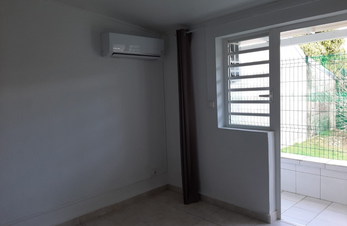 Appartement type T2 Belcourt Baie Mahault