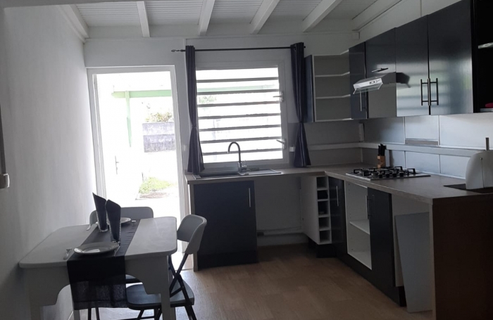 Appartement type T2 Belcourt Baie Mahault