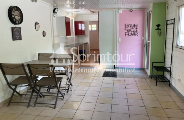 À LOUER À BAILLIF   APPARTEMENT T 3 MEUBLE ET CLIMATISE  DE 93 M2 - QUARTIER CALME