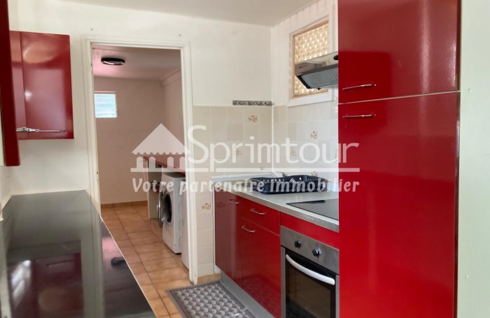 À LOUER À BAILLIF   APPARTEMENT T 3 MEUBLE ET CLIMATISE  DE 93 M2 - QUARTIER CALME