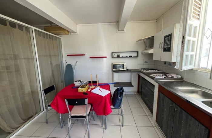 Vente Maison 255m&sup2; 5 pi&#232;ces Gosier