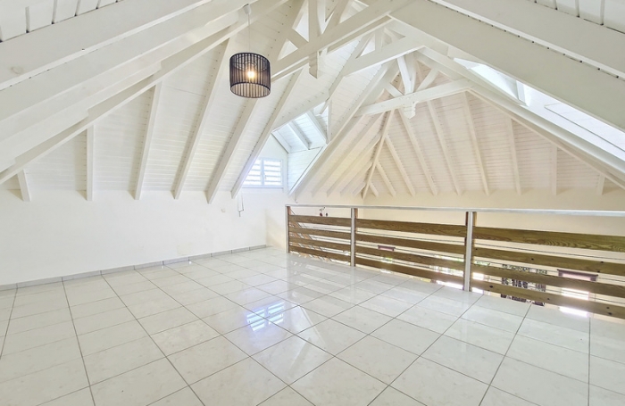 Location Maison 115m&sup2; 4 pi&#232;ces Saint François