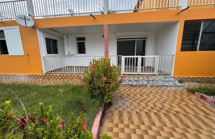 Location Appartement 97160