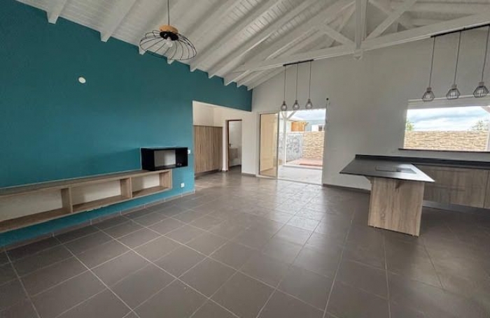 Location Maison 111m&sup2; 4 pi&#232;ces Saint François