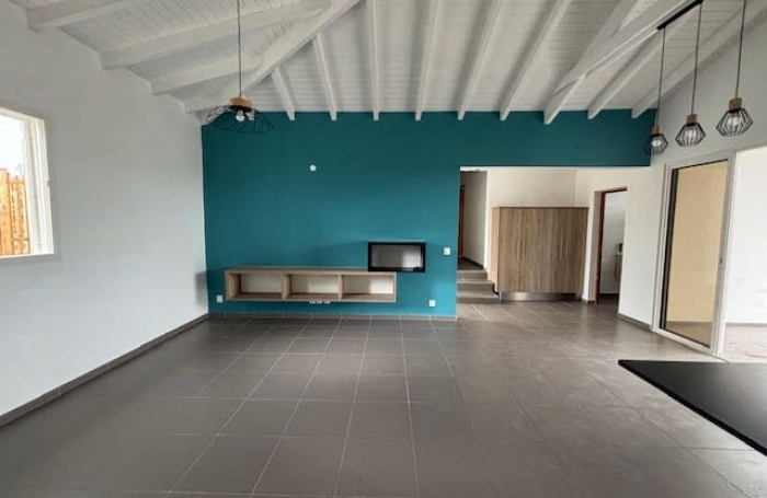 Location Maison 111m&sup2; 4 pi&#232;ces Saint François