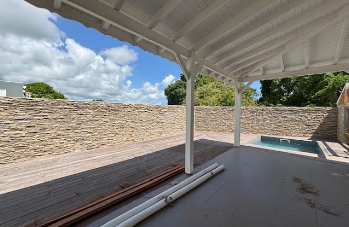 Location Maison 111m&sup2; 4 pi&#232;ces Saint François