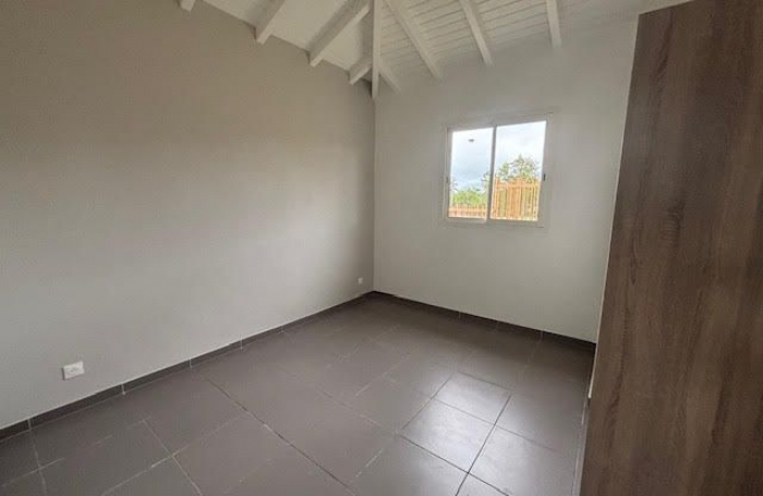 Location Maison 111m&sup2; 4 pi&#232;ces Saint François