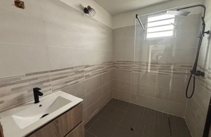 Location Maison 111m&sup2; 4 pi&#232;ces Saint François