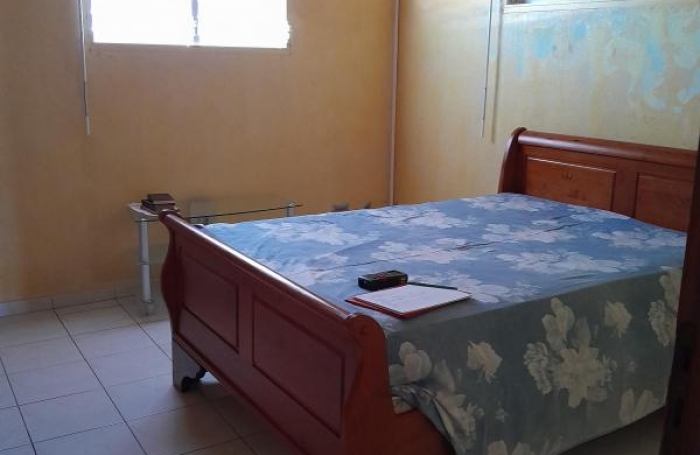 Vente Maison 186.38m&sup2; 7 pièces Sainte Rose