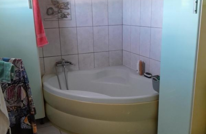 Vente Maison 186.38m&sup2; 7 pièces Sainte Rose