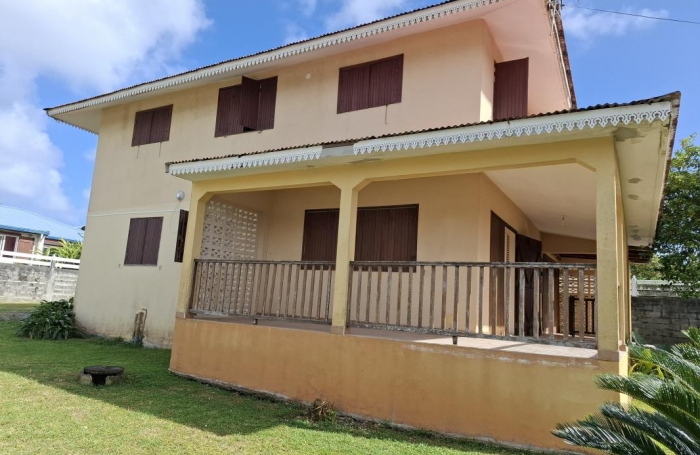 Vente Maison 150m&sup2; 6 pi&#232;ces Goyave
