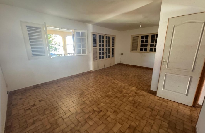 Vente Maison 150m&sup2; 6 pi&#232;ces Goyave