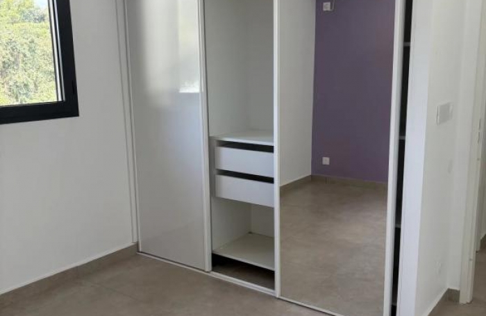 Location Maison 95.62m&sup2; 4 pi&#232;ces Gosier