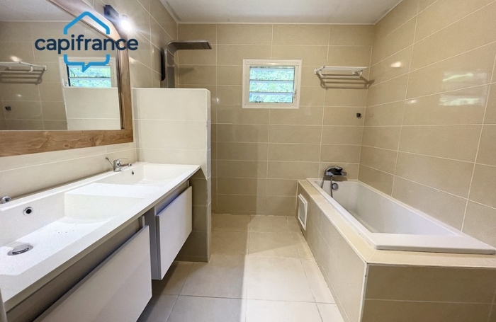 Location Maison 127m&sup2; 4 pi&#232;ces Petit-Bourg