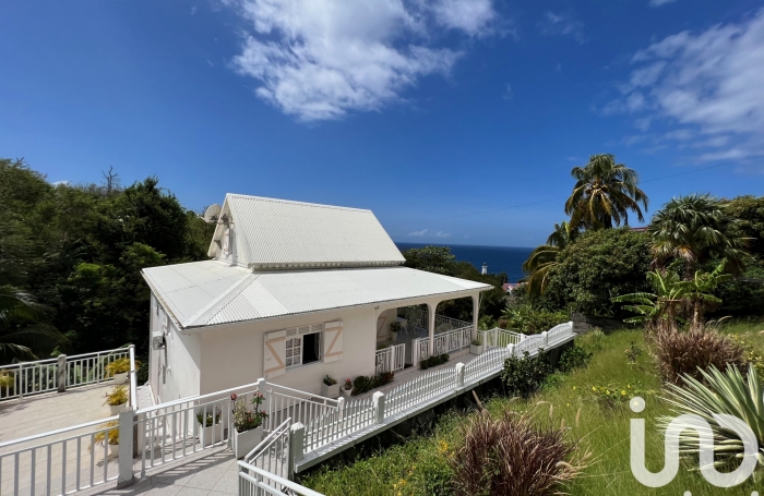 Vente Maison 110m&sup2; 6 pi&#232;ces Vieux Fort