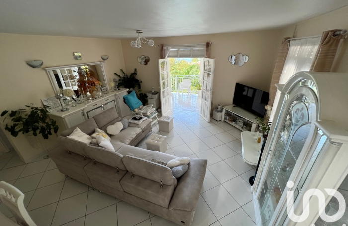 Vente Maison 110m&sup2; 6 pi&#232;ces Vieux Fort