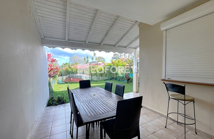 Vente Appartement 68m² 3 pièces Gourbeyre