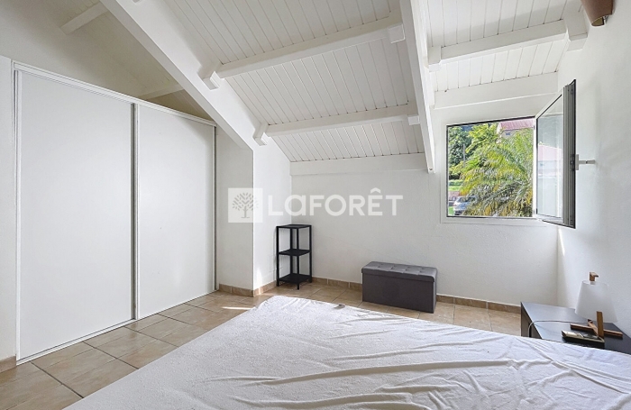 Vente Appartement 68m² 3 pièces Gourbeyre
