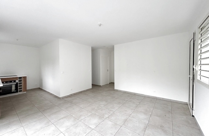 Maison individuelle de type trois - LONGFORT IMMOBILIER