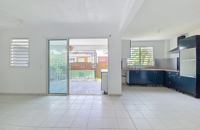 Location Appartement 74m&sup2; 4 pi&#232;ces Petit-Bourg