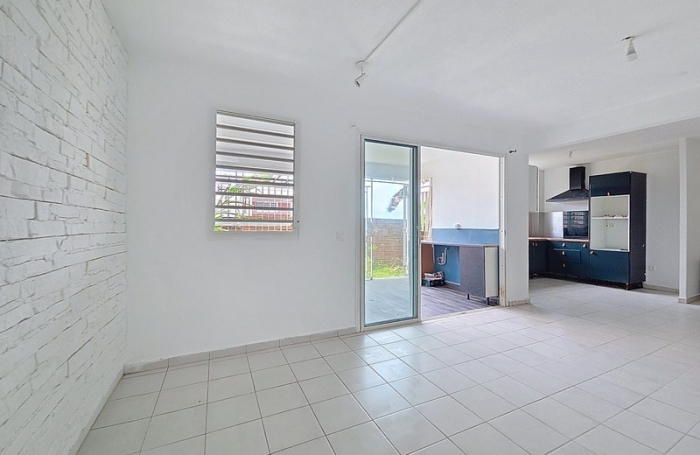 Location Appartement 74m&sup2; 4 pi&#232;ces Petit-Bourg