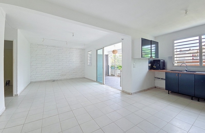 Location Appartement 74m&sup2; 4 pi&#232;ces Petit-Bourg