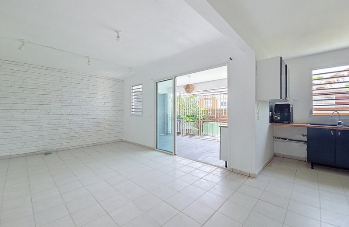 Location Appartement 74m&sup2; 4 pi&#232;ces Petit-Bourg