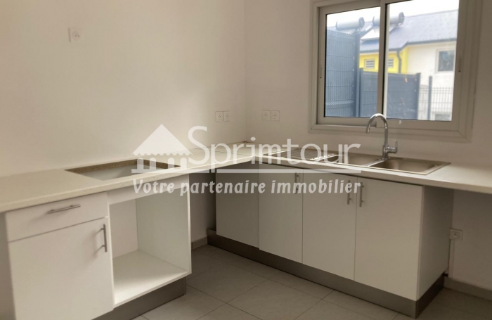 À louer   T4 Duplex avec jardin privatif et terrasse  Trois-Rivières